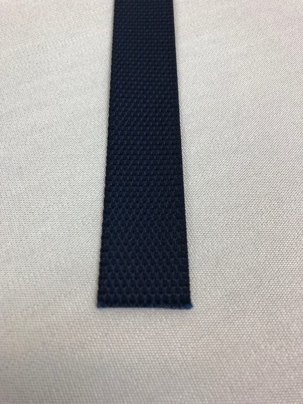 Webbing 25 mm navy breaking strength 750 kg UV resistant