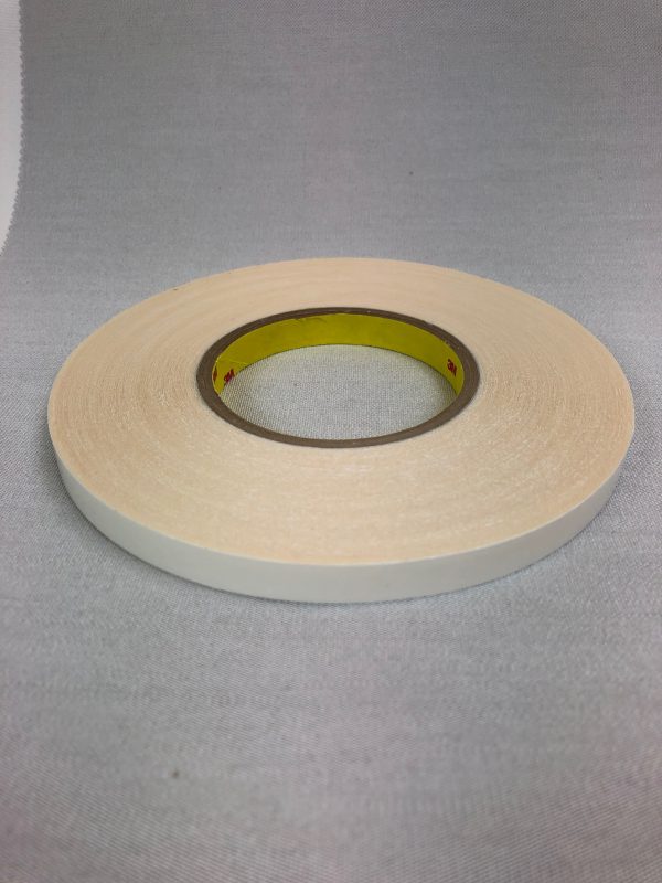 "3M super ""Venture"" 15 mm plastic binder"